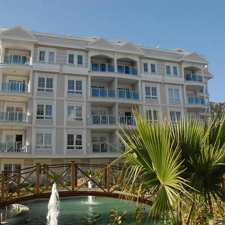 Apartment Gardenya House