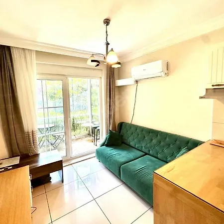Apartment Gardenya House